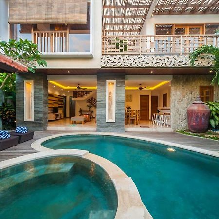 Villa Suzuki 2 Seminyak ภายนอก รูปภาพ