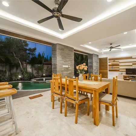 Villa Suzuki 2 Seminyak ภายนอก รูปภาพ