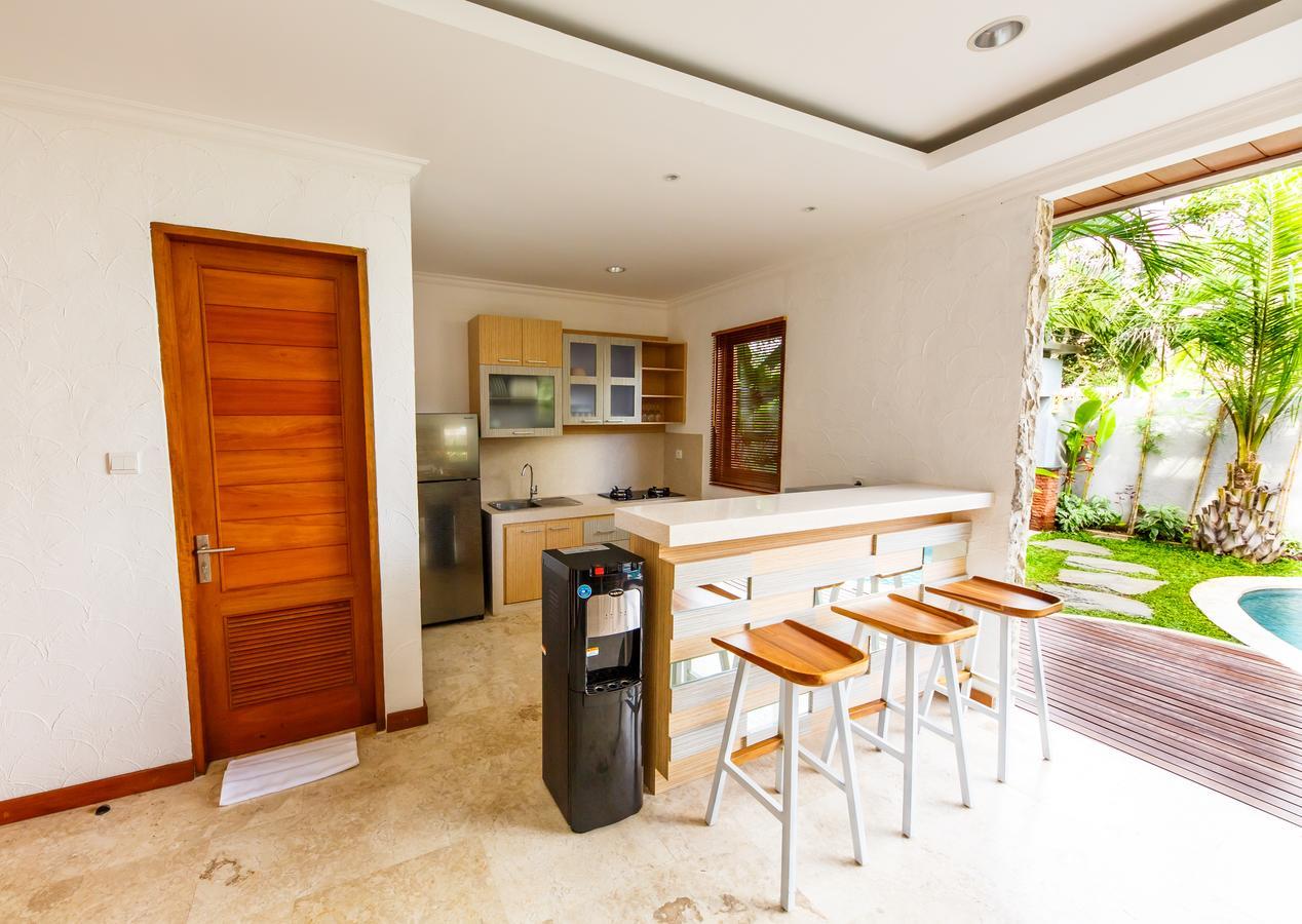 Villa Suzuki 2 Seminyak ภายนอก รูปภาพ