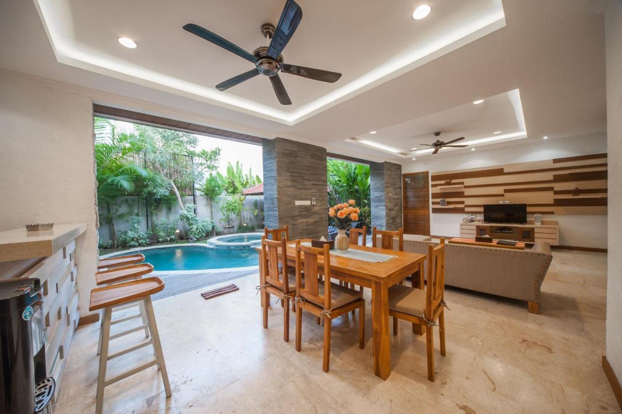 Villa Suzuki 2 Seminyak ภายนอก รูปภาพ